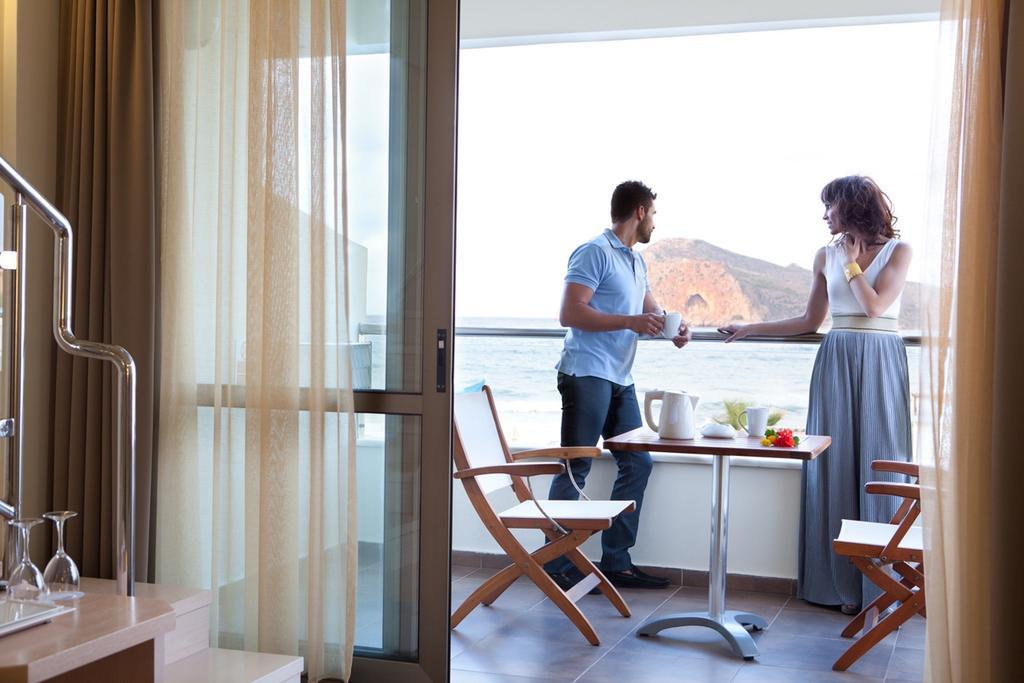 Thalassa Beach Resort & Spa (Adults Only) Agia Marina المظهر الخارجي الصورة